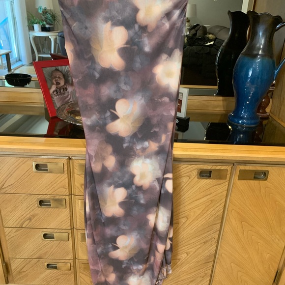 Sleeveless dress - Picture 6 of 6